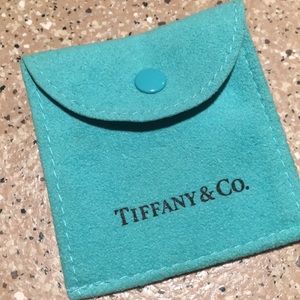 Tiffany pouch with snap